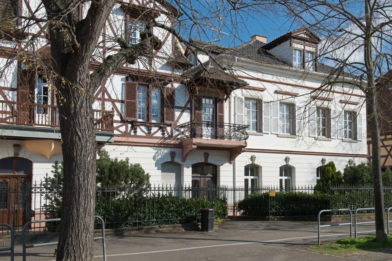 " Mademoiselle " 17 Boulevard Du Champ De Mars Колмар Екстериор снимка